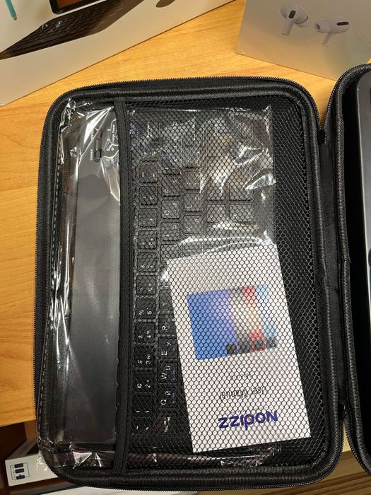 Планшет новый 37000 тг