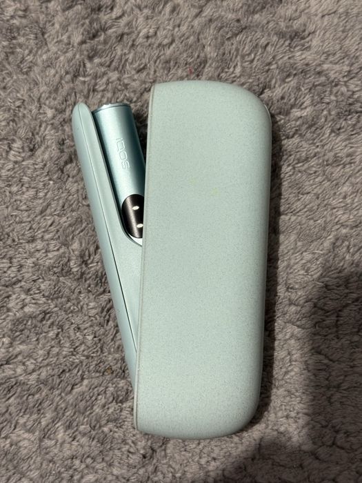 IQOS ILUMA i albastru