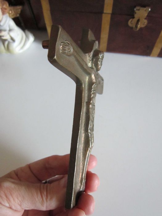 cadou rar Weinert Cruce Crucifix Corpus Christi bronz design stilizat