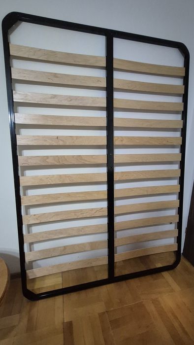 Vand somiera 140/200 pat cu lamele