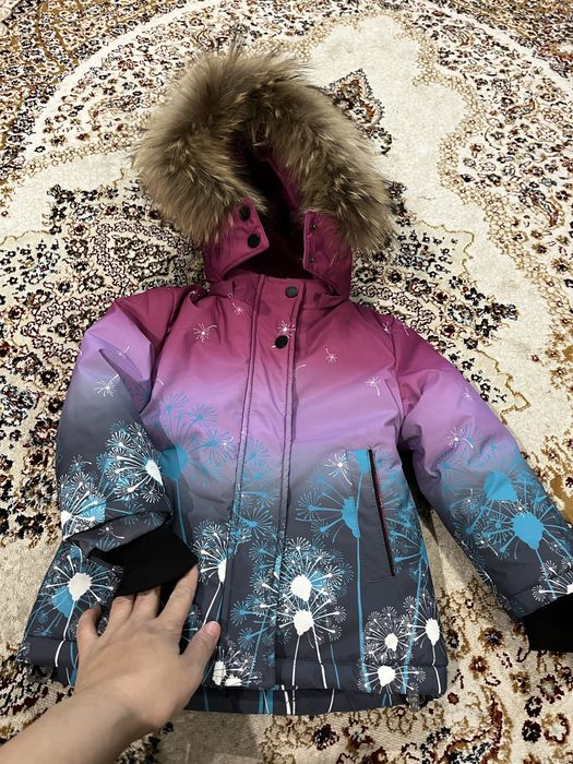 Продам комбинезон для девочку новая