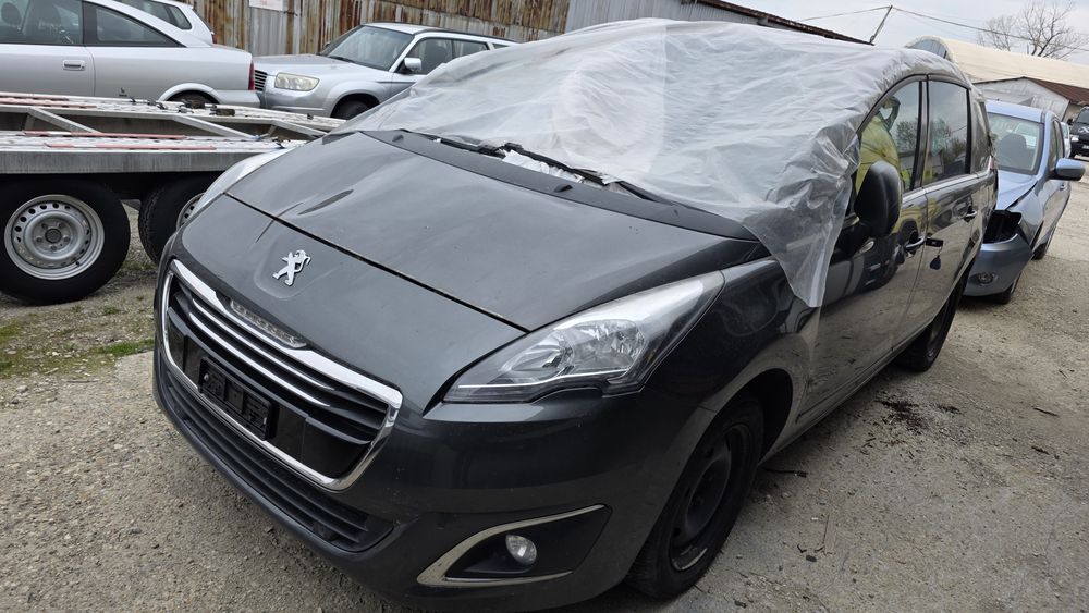 Peugeot 5008 1.2i SST 2016 На части.