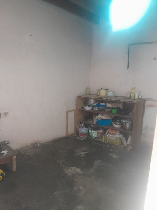 Termiz shaxar kata bog' maxalasi QIZIL SHARQ KUCHASI