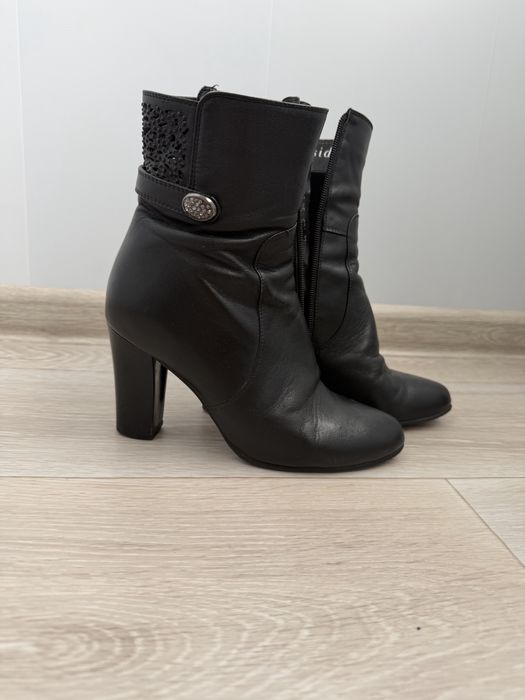 Продам обувь женскую недорого