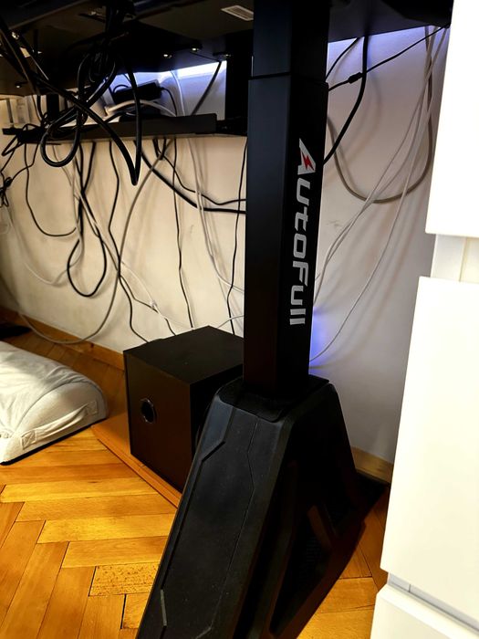 Геймърско бюро AutoFull A4 Pro RGB, електрическо, 160×71 см