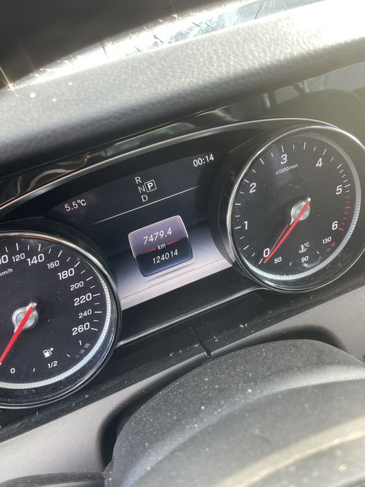 На части Мерцедес Е220 cdi W213 Седан