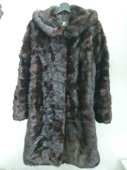 Продам норковую шубу