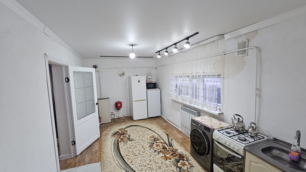 Продается частный дом в районе келешек