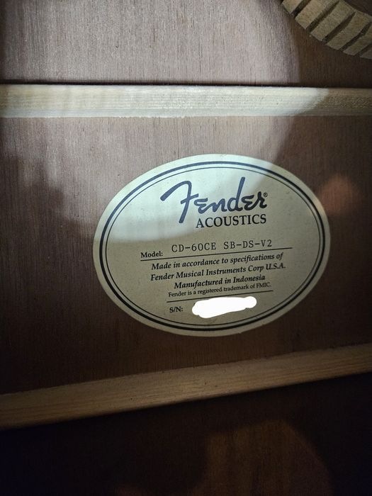 Gitara Fender CD 60CE