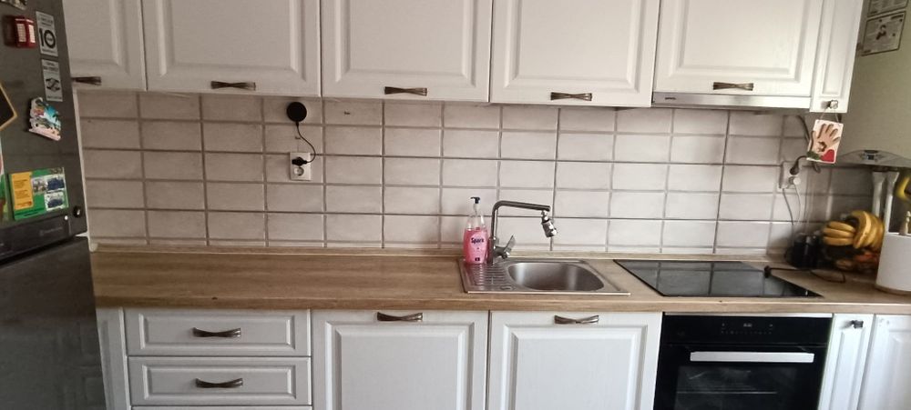 Inchiriez casa insiruita cu 3 camere Valea Lupului