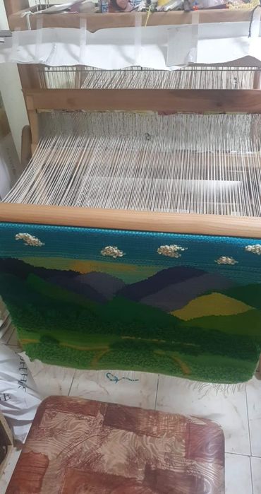 Изработване на ръчно тъкани черги