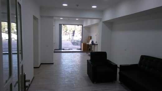 Аренда – магазин, аптека, кафе, салон, офис, 1я линия вдоль главной