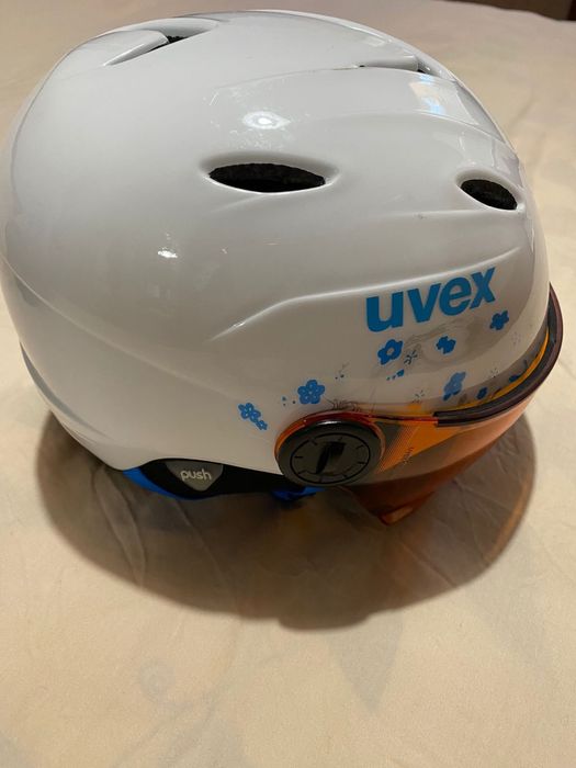 Каска за ски Uvex