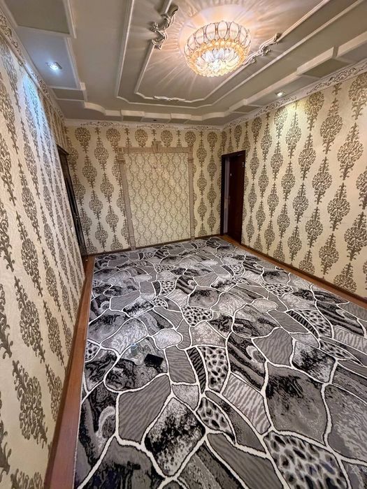 Kvartira sotiladi 69.30 m² . Uchtepa tumanida joylashgan.