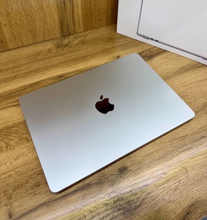MacBook Air M2 Silver 8/256- 15 Dyum noutbuk ( Макбук - Ноутбук )