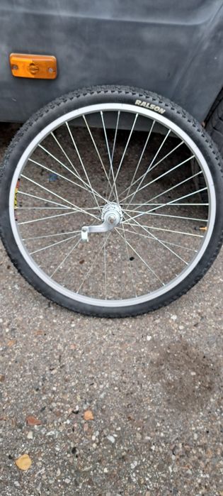 Капли и гуми за велосипеди, 28, 26