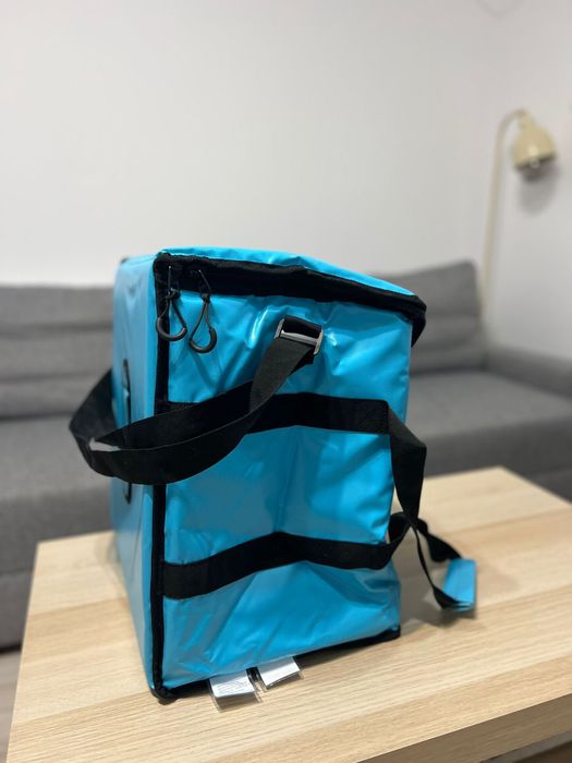 Geanta wolt buna pentru livrari , merge si la Glovo