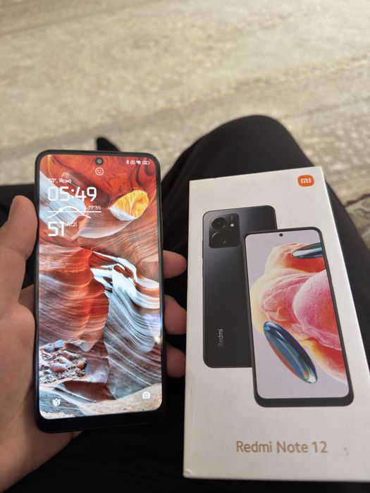 Продам телефон Redmi Note 12