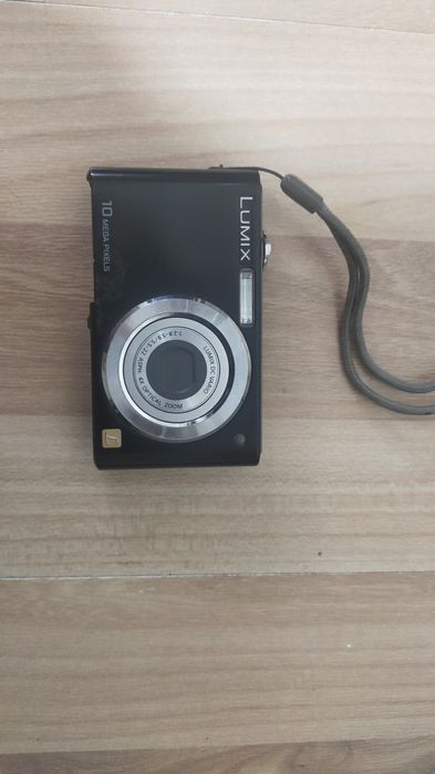 продам хороший фотоаппарат