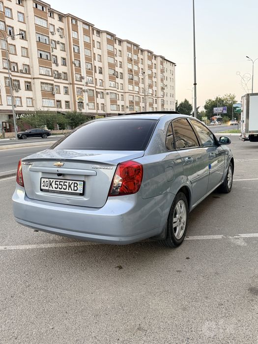 Lasetti aftomat delfen metan gaz