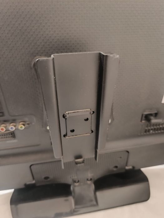 Настенное крепление для ЖК- телевизоров