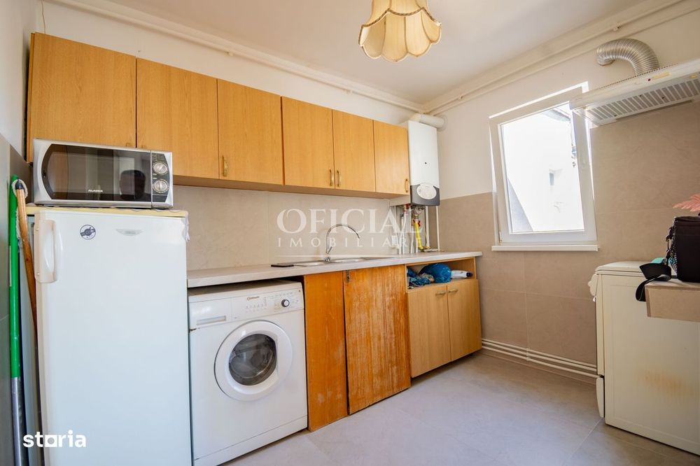 Apartament 3 Camere | 43 Mp | Renovat | Centrala | Manastur Mehedinti