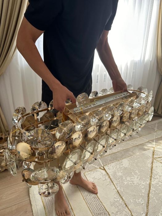 Срочно продам люстры 8шт!