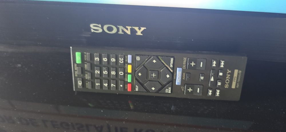 Vand tv Sony LCD - 101 cm