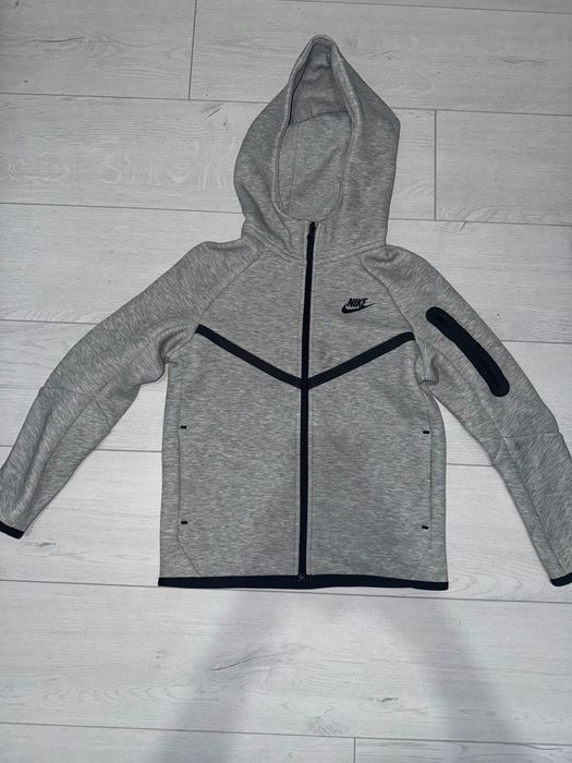Nike tech fleece