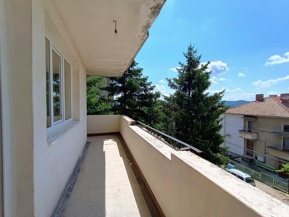 Дава се под наем Етаж от къща в Велико Търново, Акация - 70 кв.м за 255 € - Снимка #6