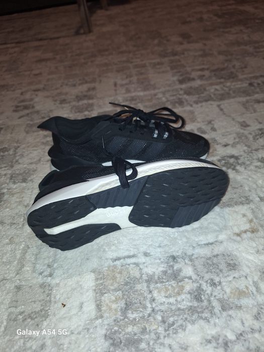 Adidas nou cu eticheta 36