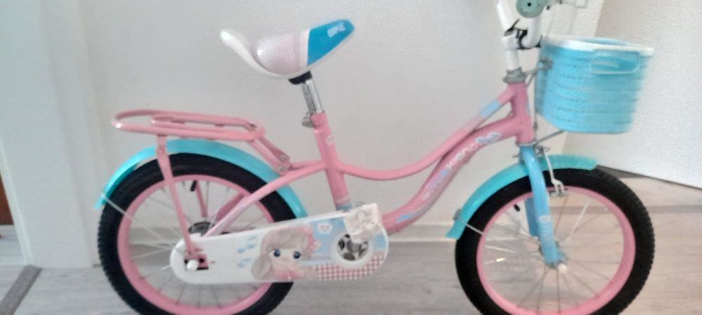 Bicicleta roz pentru fetite cu coșuleț pentru depozitare, 4 -7 ani