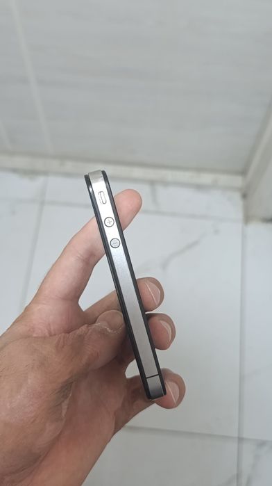 iphone 4s  holati ideal