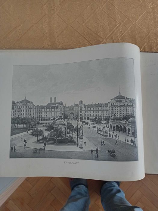 Много стар алманах със снимки от Мюнхен