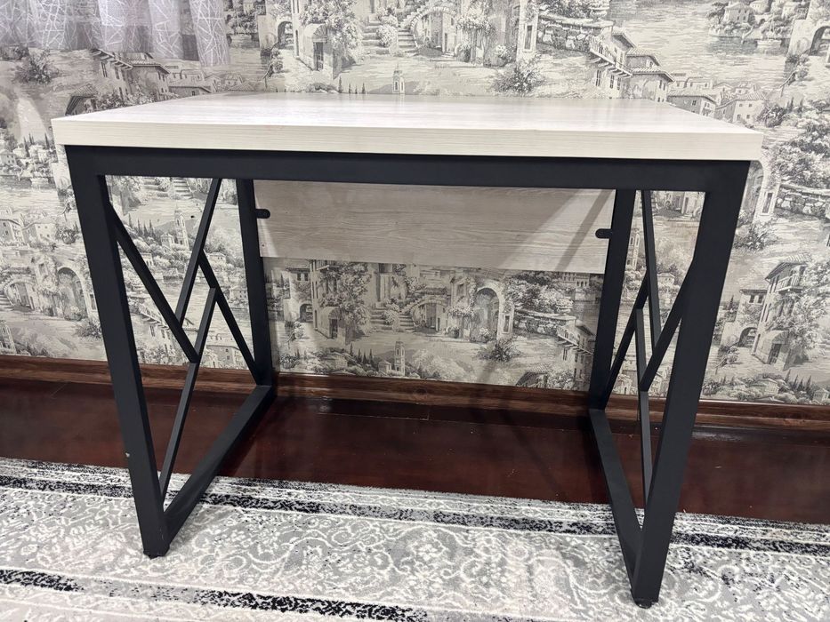 Продам парту лофт