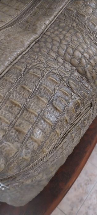 Пътна чанта от естествена кожа