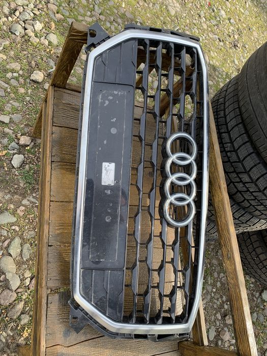 Решетка за Q2 S-Line