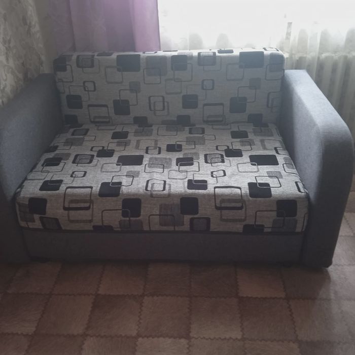 Продам диван подростковый