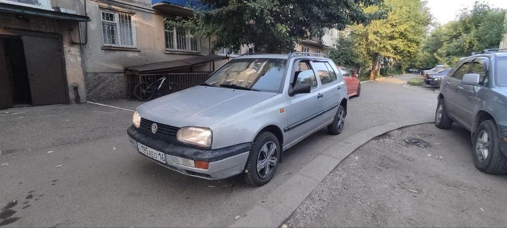 Продам фольцваген гольф 1995 года