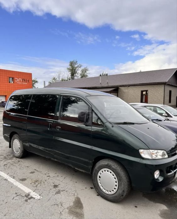 Продам Hyundai Starex