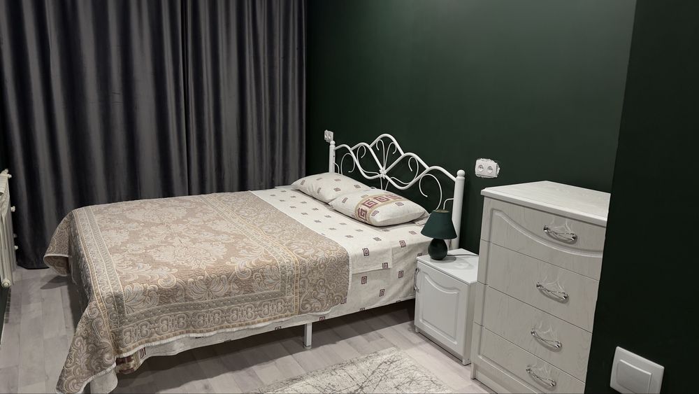 Сдается 2х комн квартира