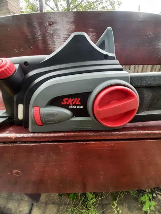Drujbă  electrica  SKIL 2000W