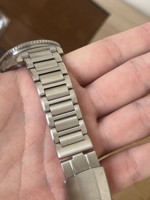 Часовник Zelos Blacktip 200m GMT "Coal Black"