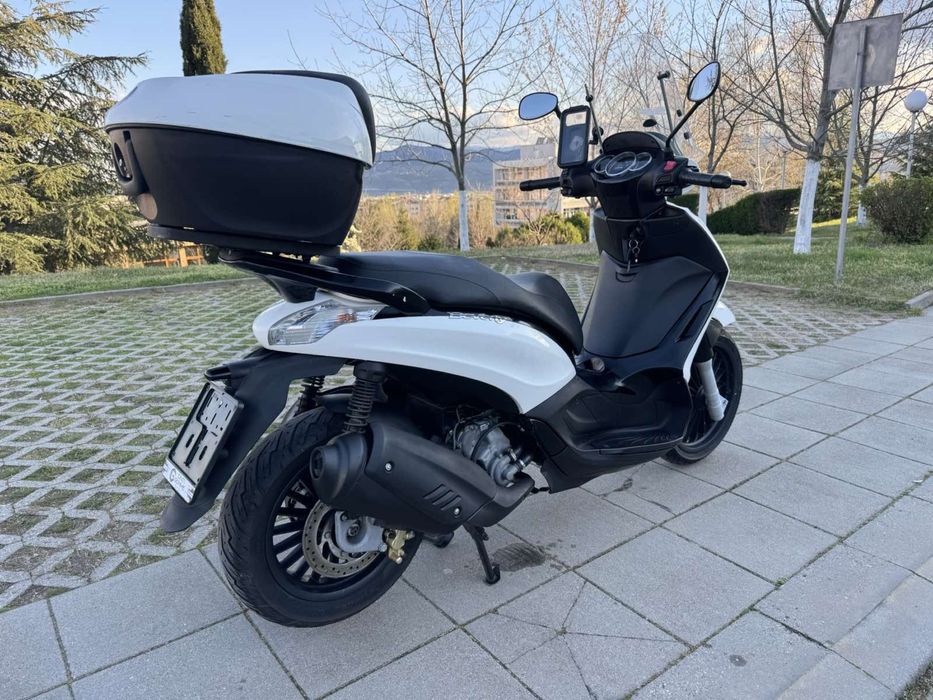 Скутер Piaggio Beverly 350 куб. 2016 г.