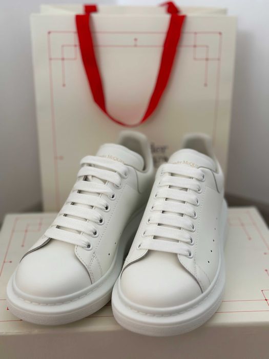 Alexander McQueen ORIGINALI 44