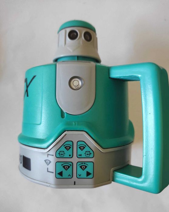 Ротационен Лазерен Нивелир TRIAX MP40 на Sokkia