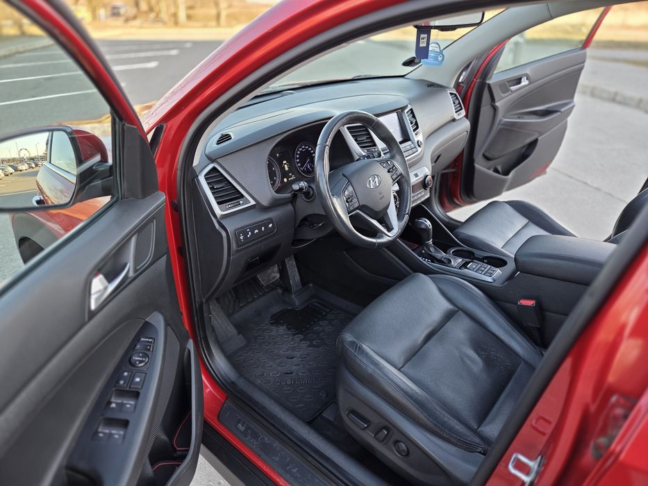 Hyundai Tucson LUXURY 2016 2.0 186 CP  IMPECABILĂ!!