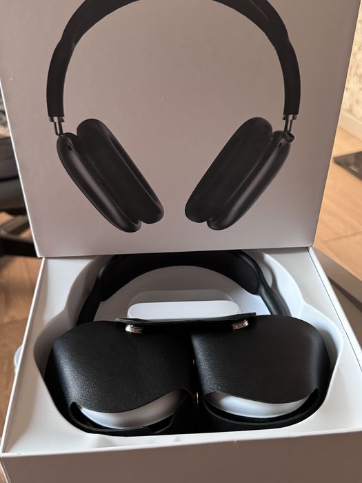 Продам Airpods Max
