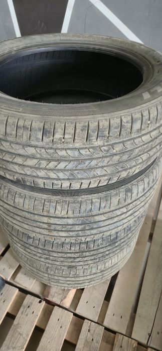 Продам шины б/у 5000 км пробег