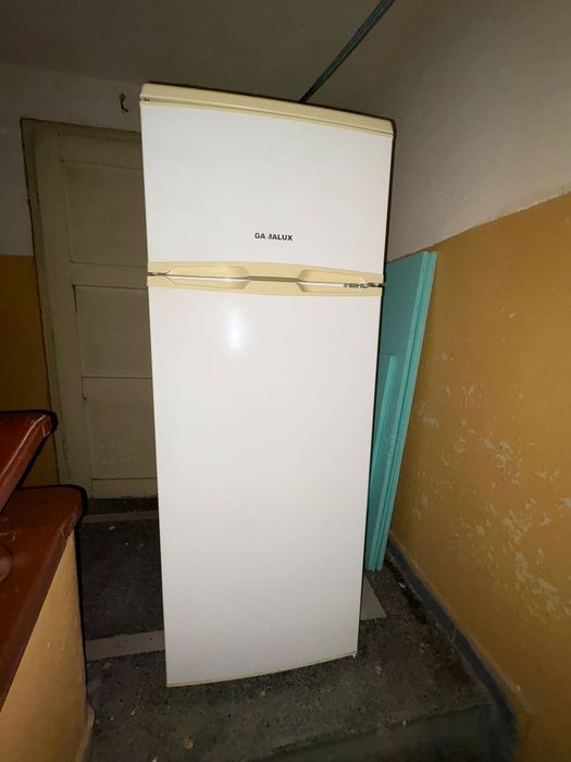 Хладилник 150лева